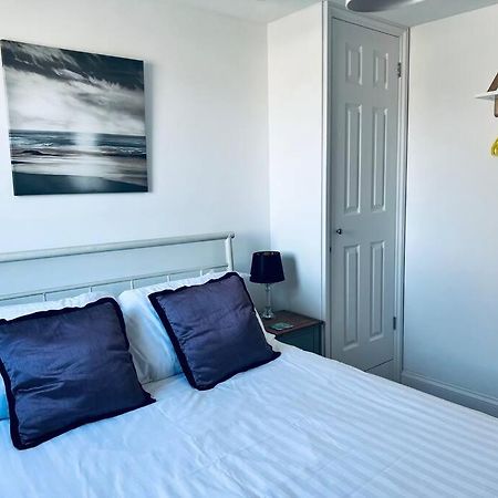 100 Steps To Broadstairs Beach - 2 Bedroom 3 Beds Buitenkant foto