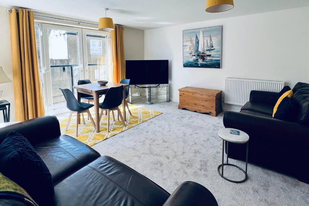 100 Steps To Broadstairs Beach - 2 Bedroom 3 Beds Buitenkant foto