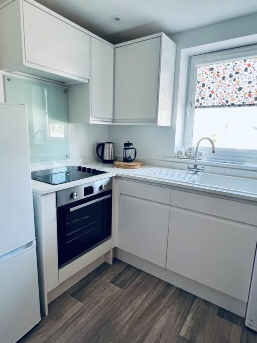 100 Steps To Broadstairs Beach - 2 Bedroom 3 Beds Buitenkant foto